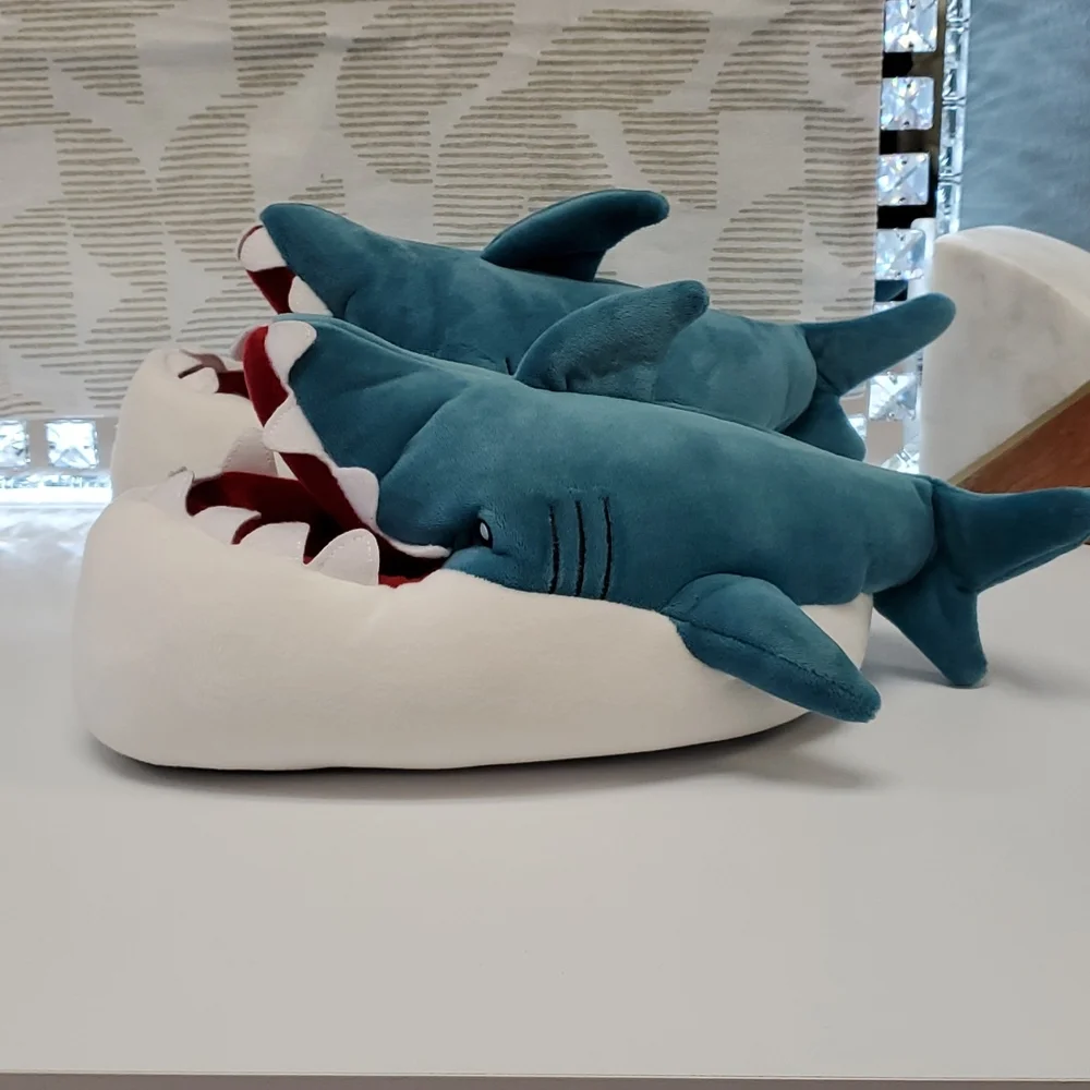 Kids' Knox Shark Loafer Slippers